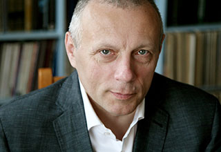 Андрей Устинов