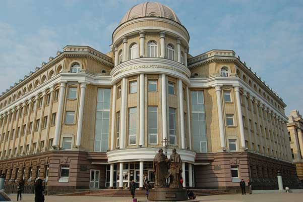 Ректор Саратовского госуниверситета запретил сотрудникам и студентам общаться с иностранцами