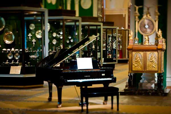 III Международный музыкальный фестиваль «Посольские дары» пройдет в Музеях Московского Кремля в октябре