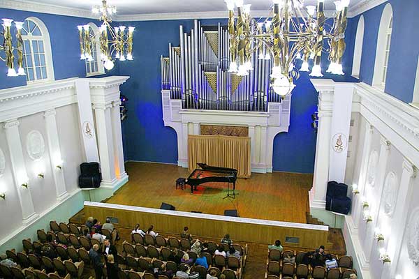 Новый концертный сезон Тверской академической областной филармонии откроется в октябре 2016 года