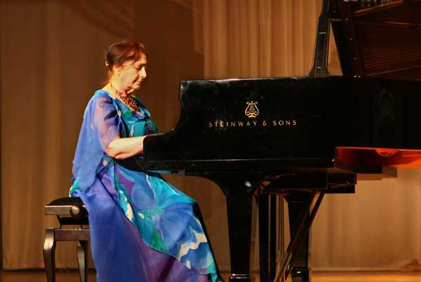 Старейшая пианистка России Мария Гамбарян выступит в Капелле Санкт-Петербурга 17 мая