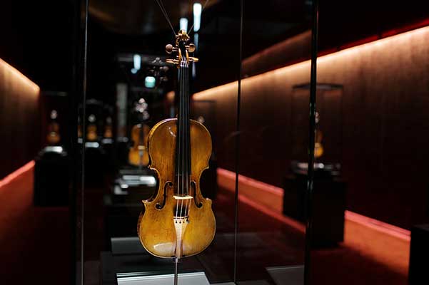 Научное исследование показало: современные скрипки звучат так же хорошо, как и старые итальянские раритеты