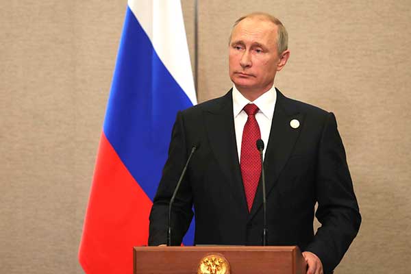 Владимир Путин: «К Серебренникову со стороны власти нет никаких вопросов, кроме одного: соблюдение закона в использовании бюджетных денег»