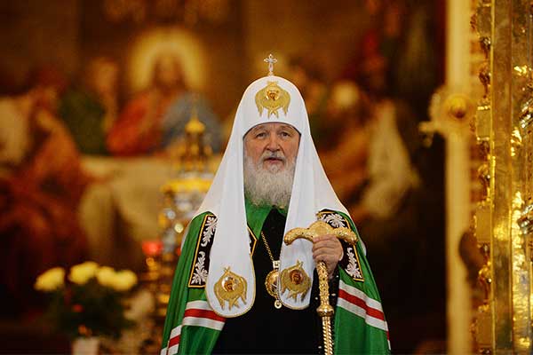 Люди пытаются понять слова патриарха Кирилла об очевидных признаках приближающегося конца света