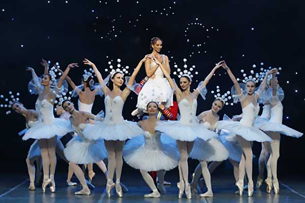 Четыре спектакля Самарского театра оперы и балета увидят в Москве в июле
