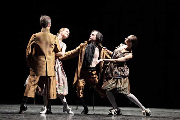 Фестиваль EARLYMUSIC-2020 продолжается: фехтование смычком, барочный балет, премьера дуодрамы «Ариадна на Наксосе»