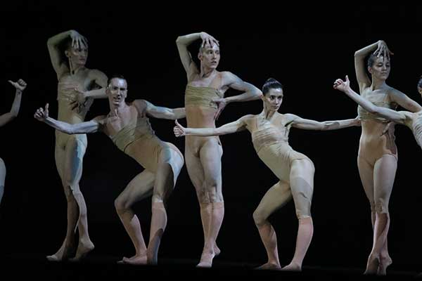 Как Роман Абрамович из любителя балета стал продюсером шумных постановок (Forbes)