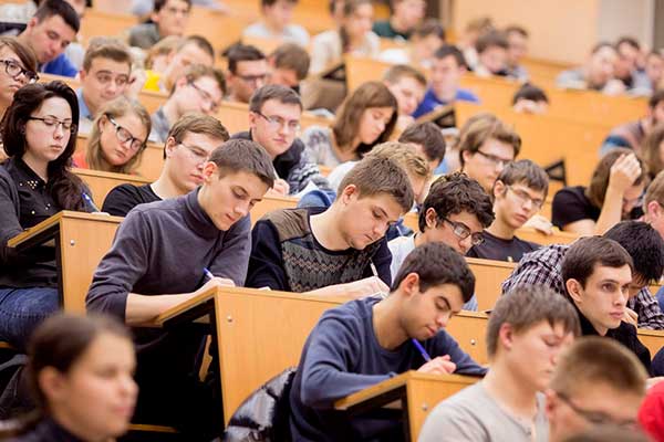 Россия не допустит нежелательные иностранные организации к студентам и школьникам («Ведомости»)