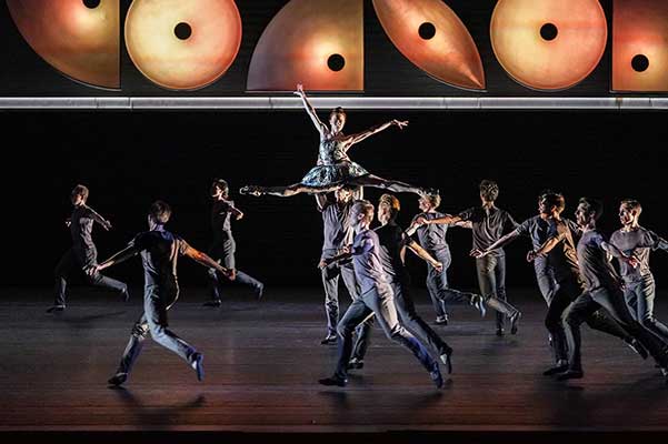 Балет «Танцемания» в Большом театре — спектакль года-балет в рейтинге «МО» 2022