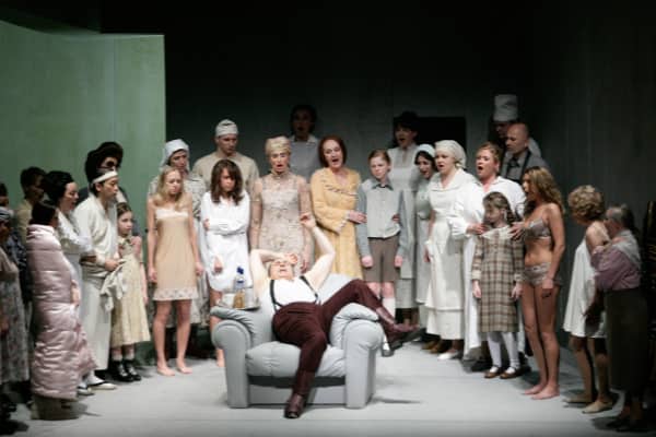 TheatreHD: «Хованщина» в постановке Чернякова (с 5 февраля 2023)