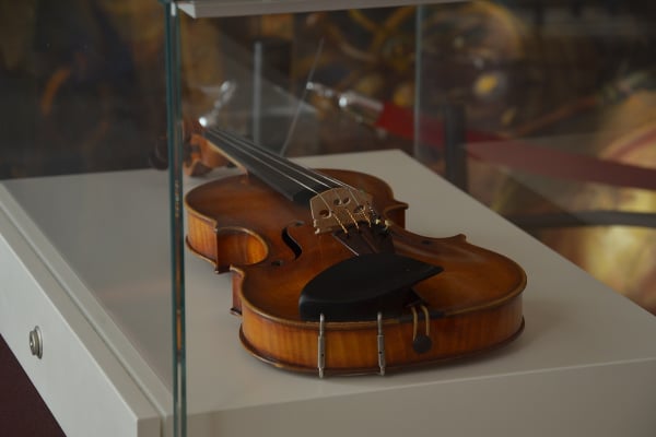 В Москве прошла выставка скрипичных мастеров «Образ скрипки»