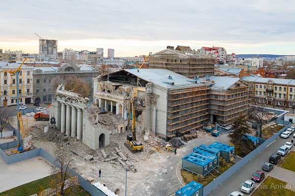 Реставрация оперного театра в Саратове